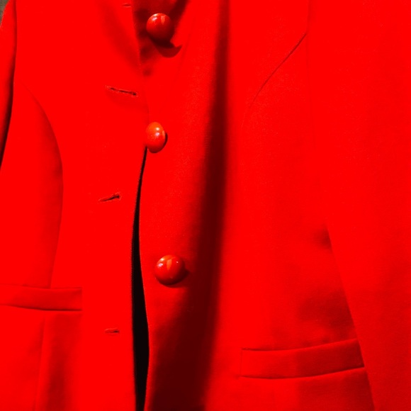 Précis Petite 100% red wool blazer $10 NWOT ‼️CLOSET CLEAR OUT‼️ - Picture 2 of 13